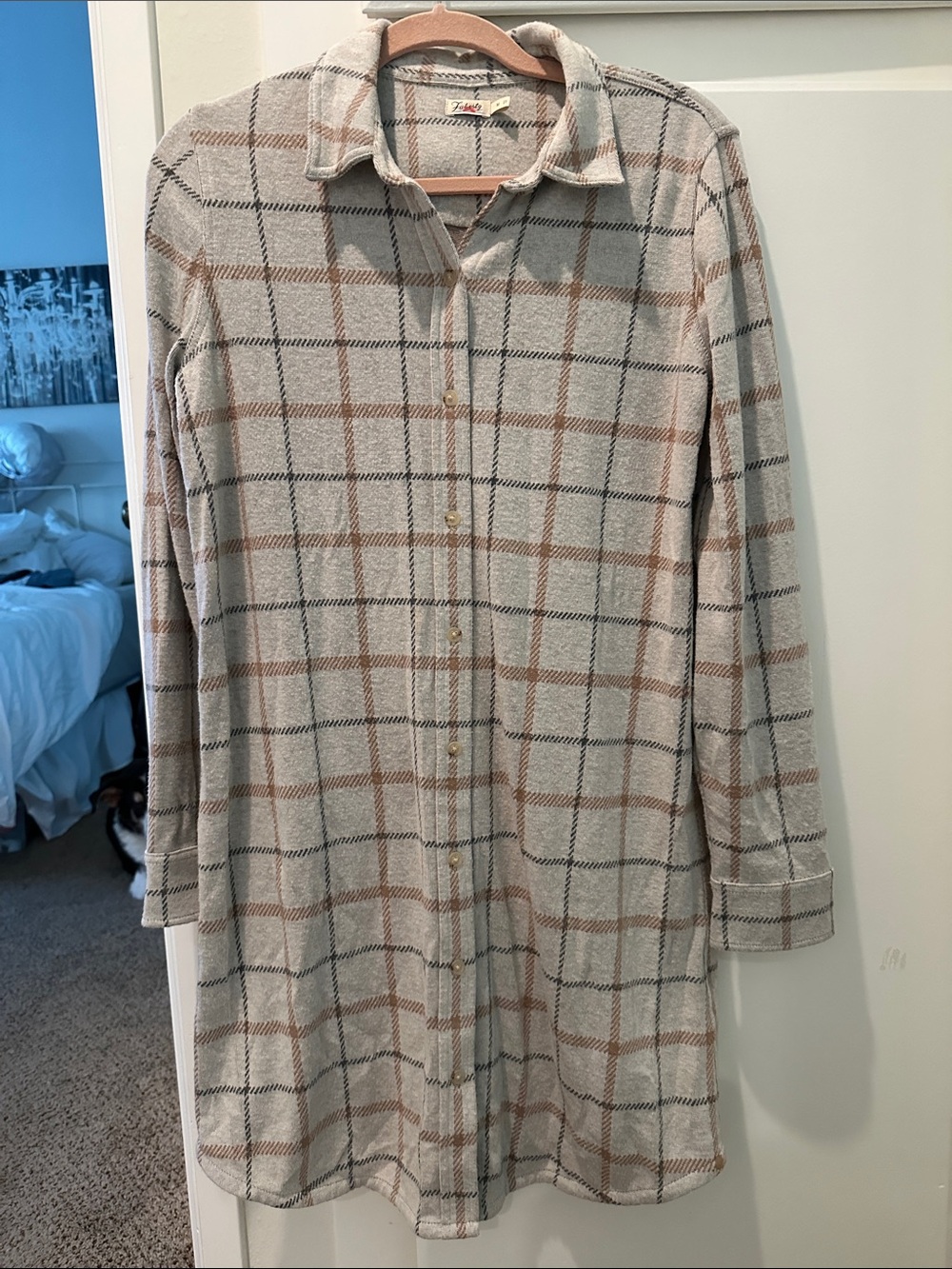 Faherty Legend Sweater Dress in Cream / Grey/Tan windowpane- worn once - Medium - Picture 8 of 11